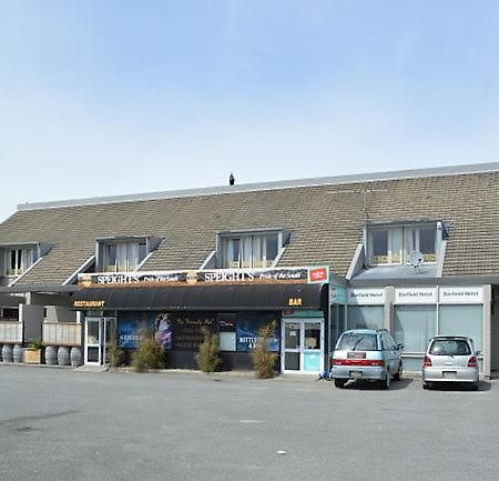 Darfield Hotel Bagian luar foto